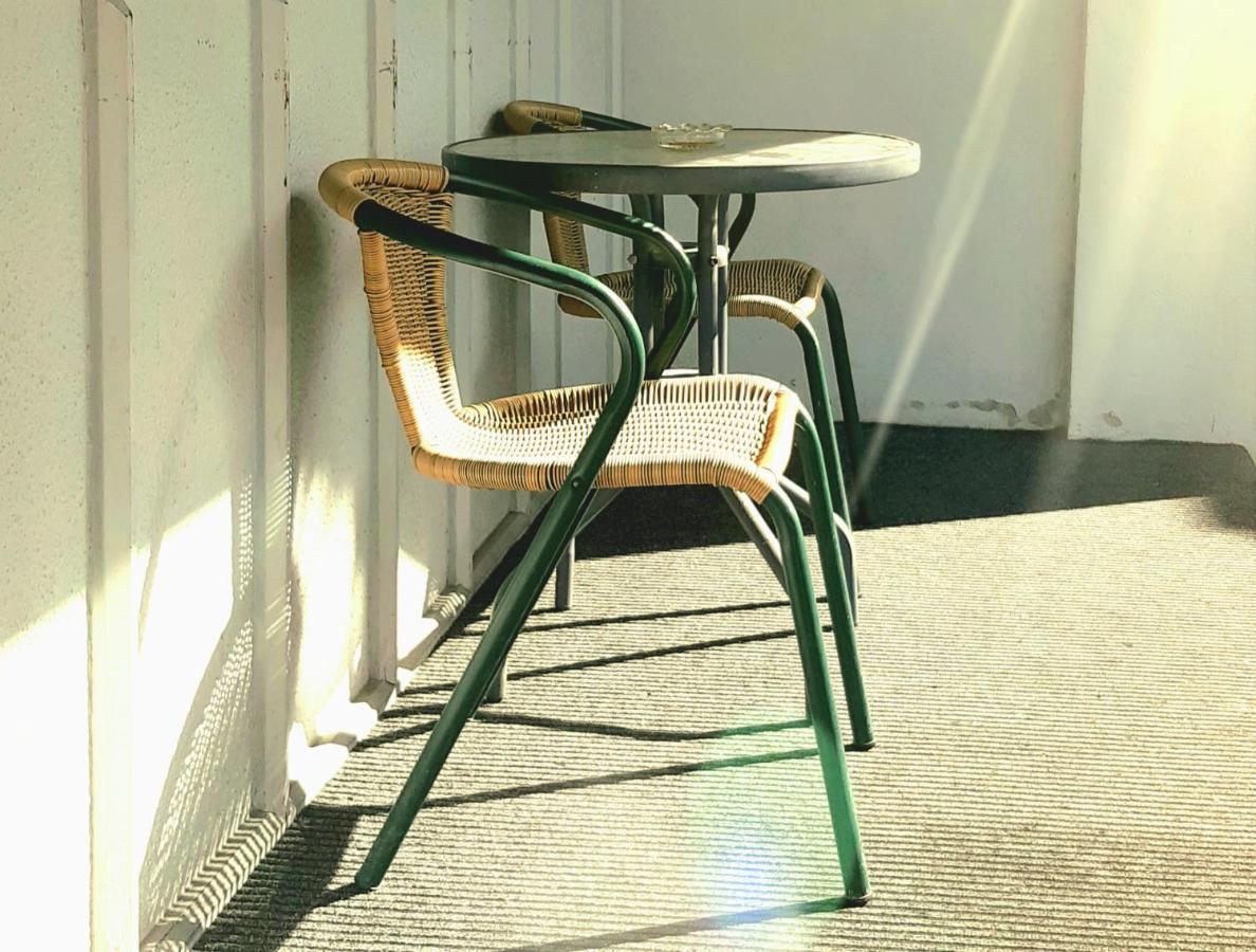 Aaron Court Motel Timaru Bagian luar foto