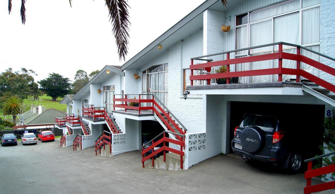 Aaron Court Motel Timaru Bagian luar foto